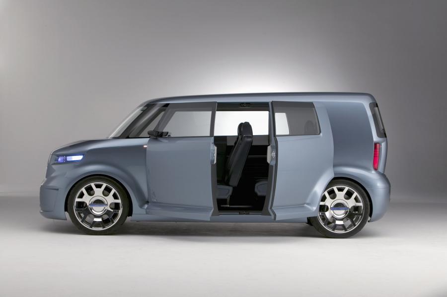  Scion t2B Concept 2005 года  (фото 15 из 21)